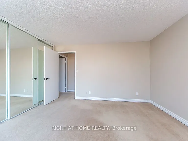 90 Dale Ave #301 — Photo 20
