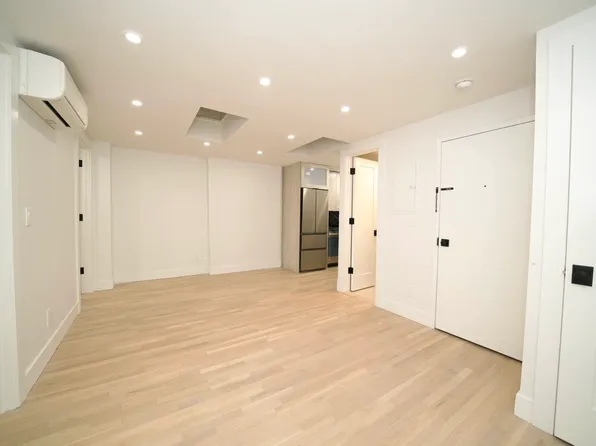 188 West 9th Street image 6 of 16