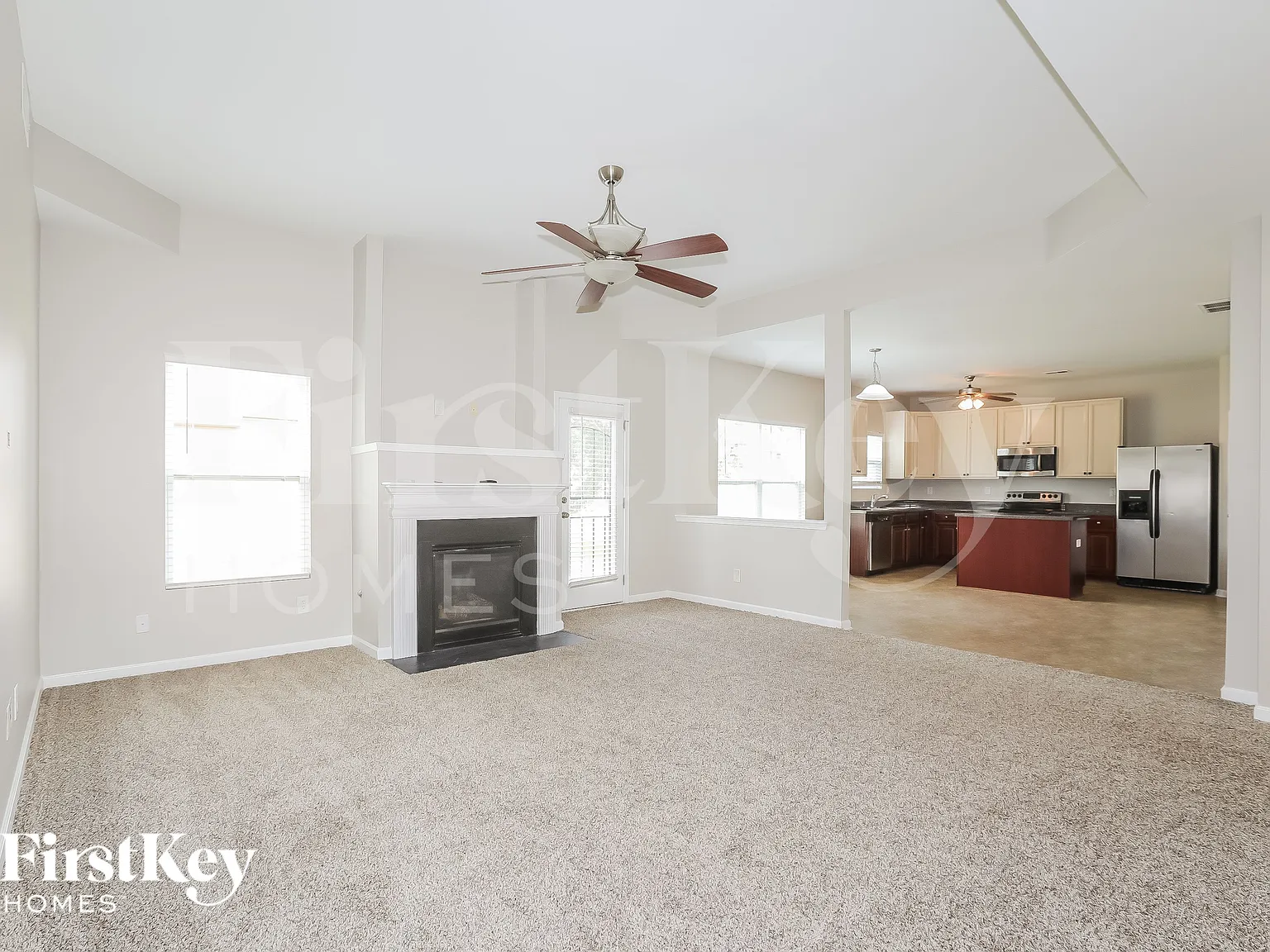 5 bed, 3.0 bath, 3032 sqft, $2,485 — Photo 2