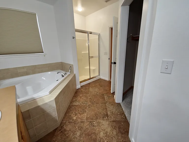 4203 Joshua Dr — Photo 18