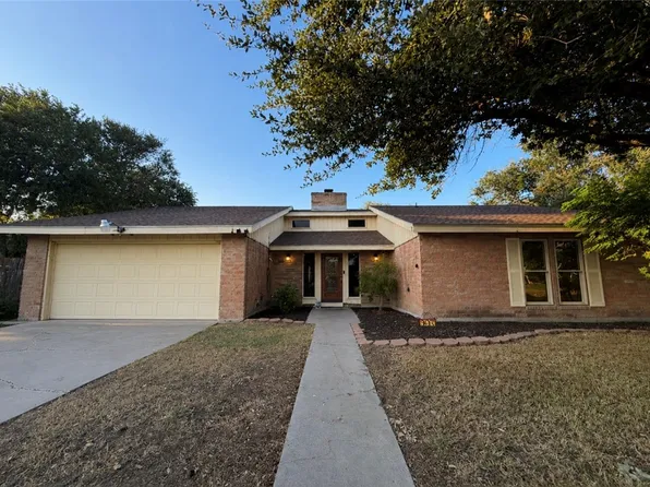 907 E Hercules Dr, Bishop, TX 78343