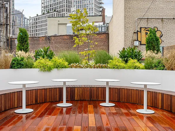 150 Lawrence Street image 31 of 32