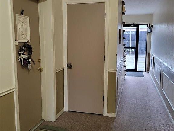 4th image of 5366 Glenridge Dr