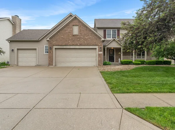 7978 Park Meadows Dr, Brownsburg, IN 46112
