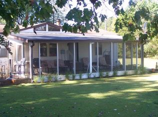 1033 Molly Creek Cir, Ridgeway, SC 29130