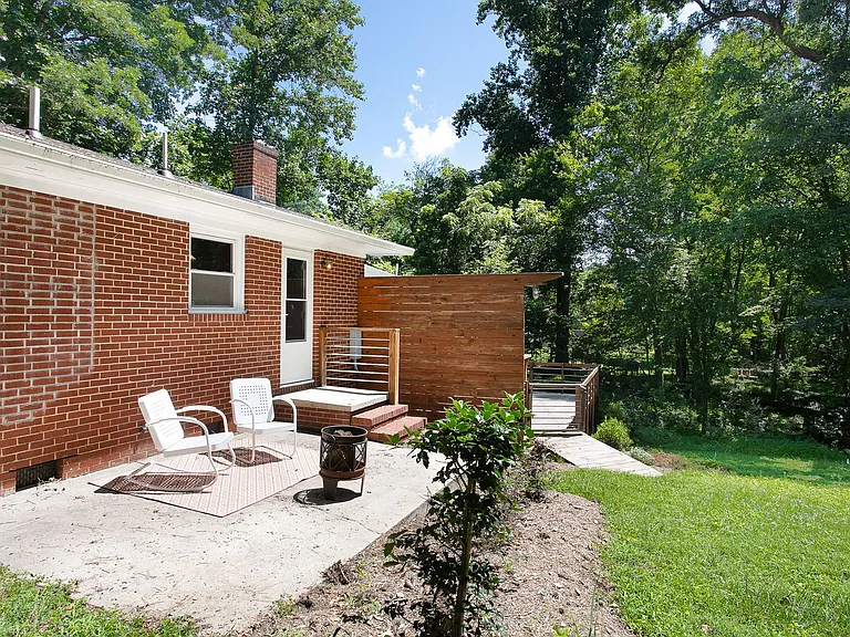 433A Northside Dr — Photo 18