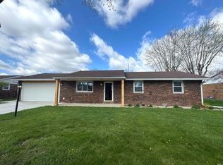 2405 N Old Towne Ln, Muncie, IN