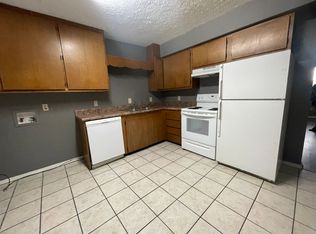 1103 Bird Rd APT 6, Branson, MO 65616