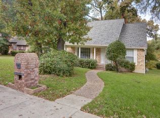 2311 Elderoaks Ln, Dallas, TX 75232