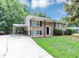 6880 Maddox Rd, Morrow, GA 30260