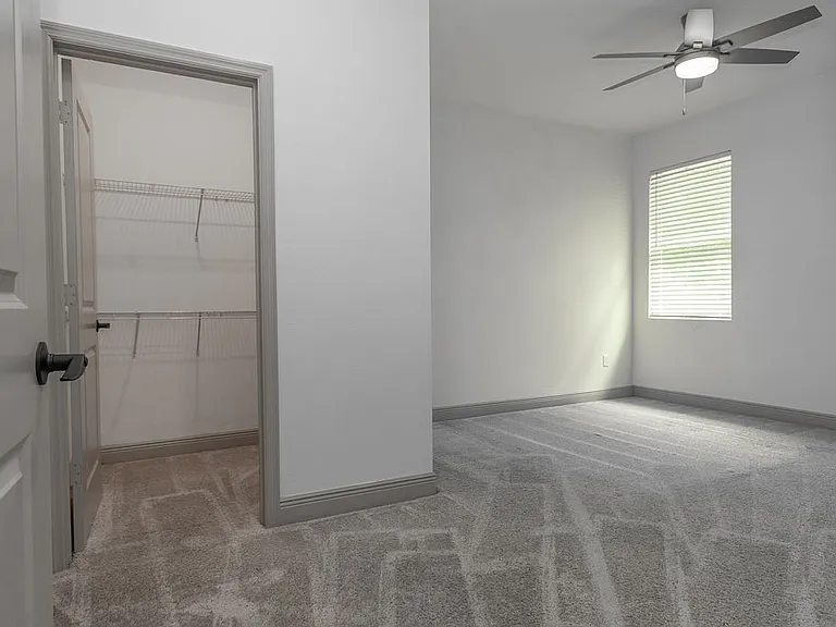 231 N Julia Ave — Photo 10