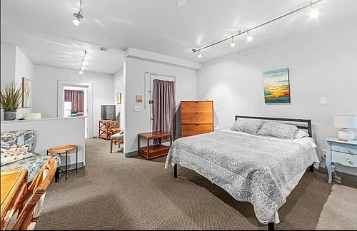49 Charles St #1 Photo 1