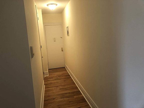 5th image of 3235 30th St APT A42