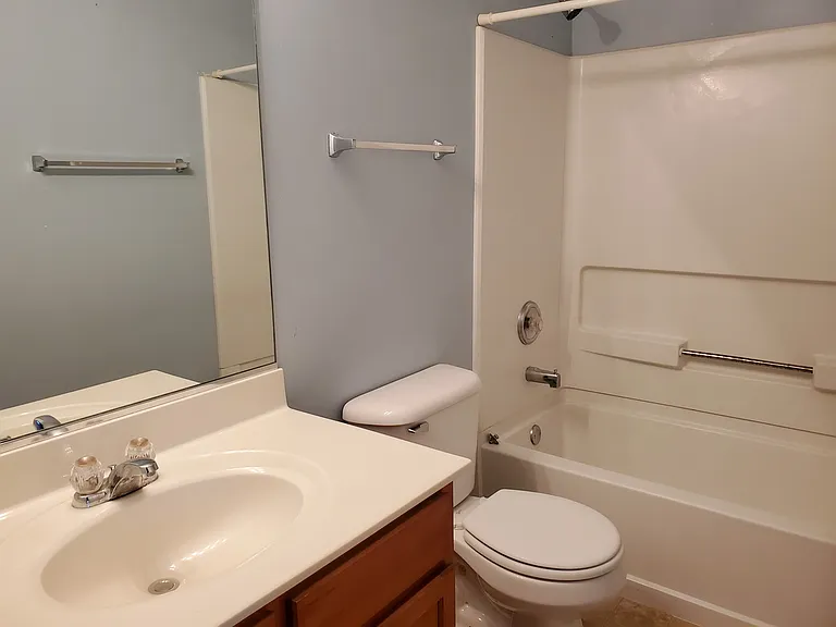 207 Springbrook Trl S — Photo 9