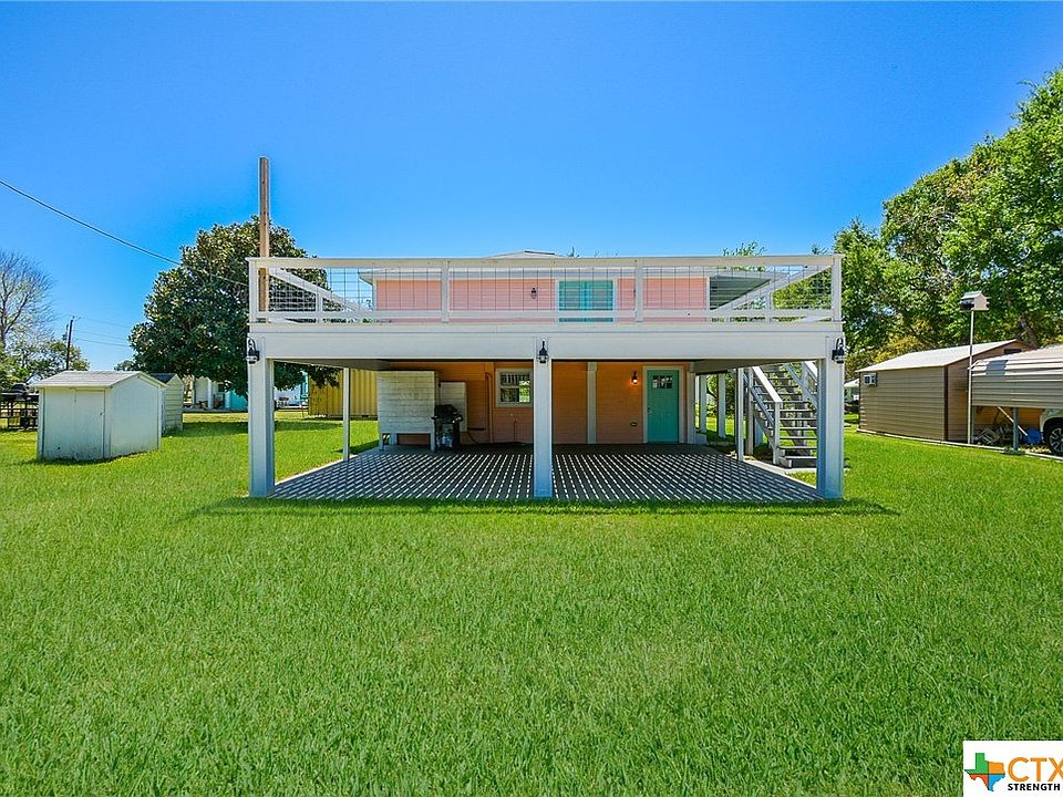 5 Backlash Ave, Palacios, TX 77465 Zillow