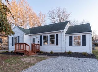 1714 E McDaniel St, Springfield, MO 65802