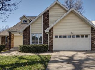 3455 S Kings Ave, Springfield, MO 65807