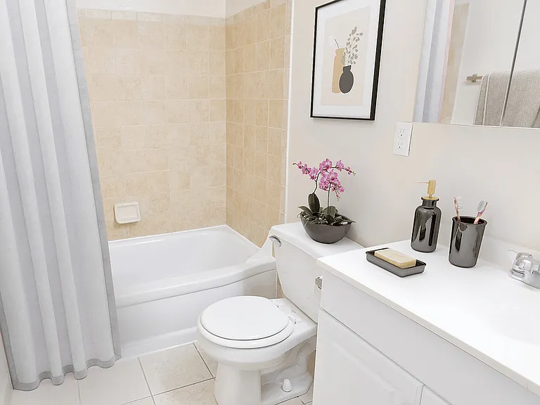 Carriage Hill Bathroom