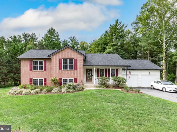2530 Barrymore Dr, Westminster, MD 21158