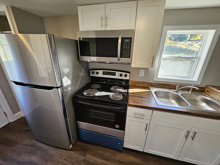 322 Mill St #1 — Photo 2