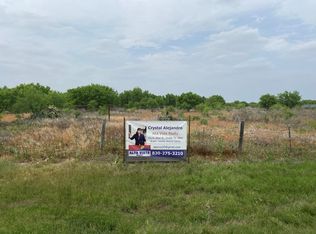 2247 Fm 1025, Crystal City, TX 78839