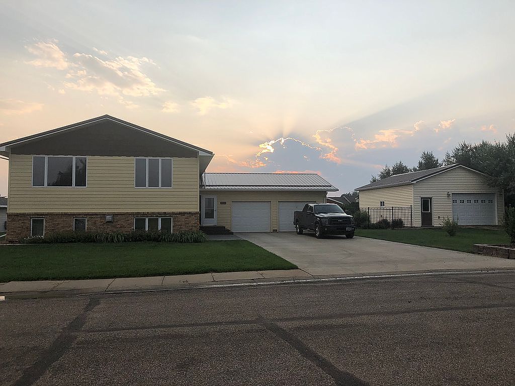 406 Meadow Ln, Mott, ND 58646 | Zillow