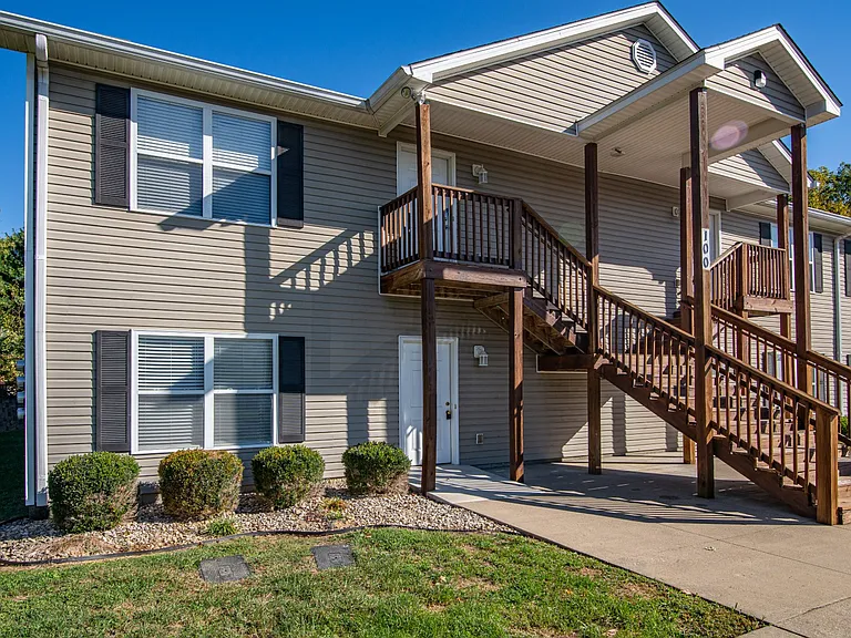 Rita May Ct — Photo 2