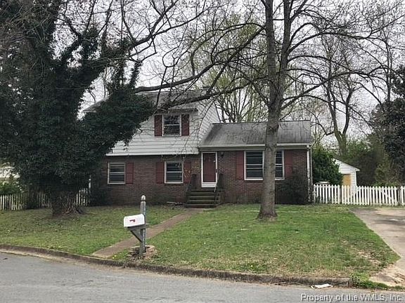4th image of 115 Glenn Cir