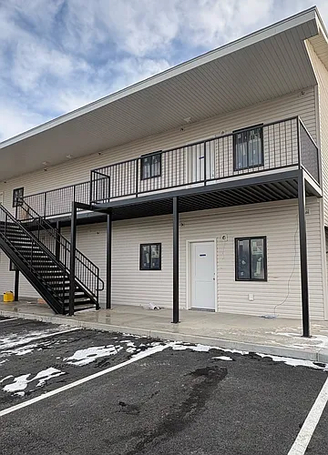 339 Main St Photo 1