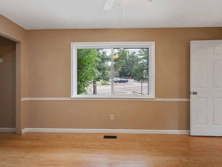 1221 Mount View Ln — Photo 21