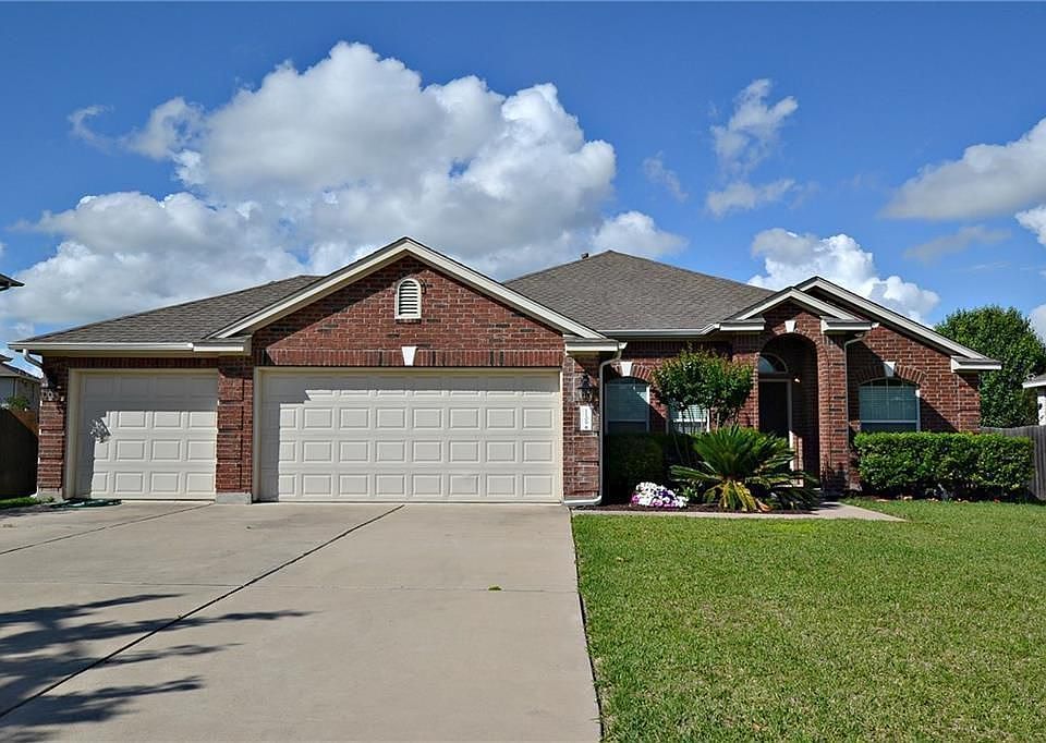 1st image of 1109 Willowbrook Dr