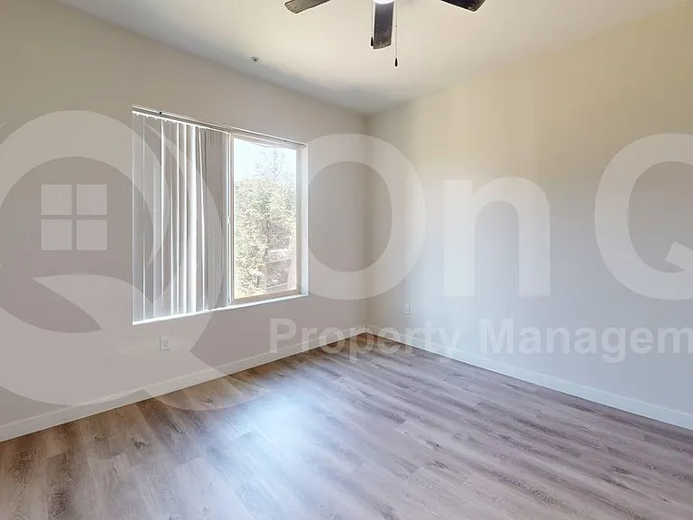 9160 N 67th Ave #219 — Photo 10