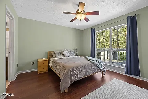 336 Creekview Ln — Photo 10