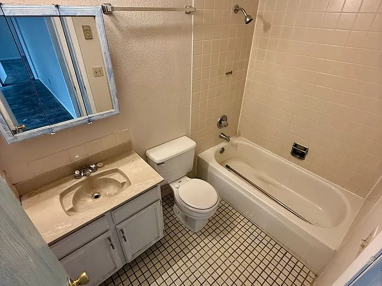 713 Airway Ave — Photo 11