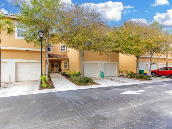 156 Village Boulevard #E, Tequesta, FL 33469