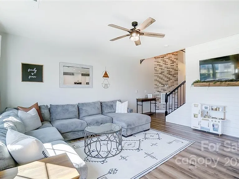 3606 Dolly Madison Rd — Photo 11