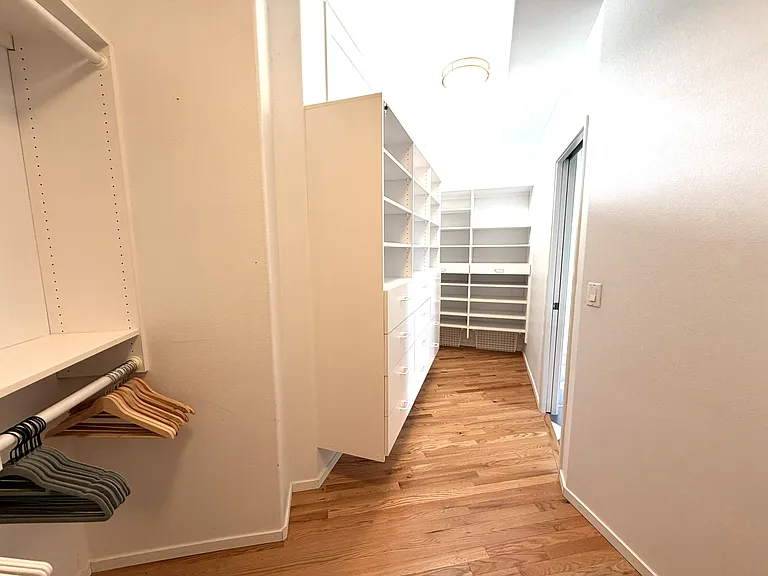 8509 NW Hazeltine St — Photo 28