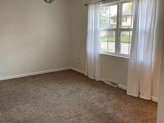 Living Room:  11.1 X 22