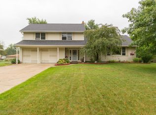 1016 Cindy Dr, Lansing, MI