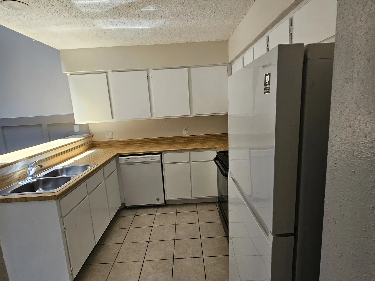 2 bed, 1250 sqft, $1,550 — Photo 3