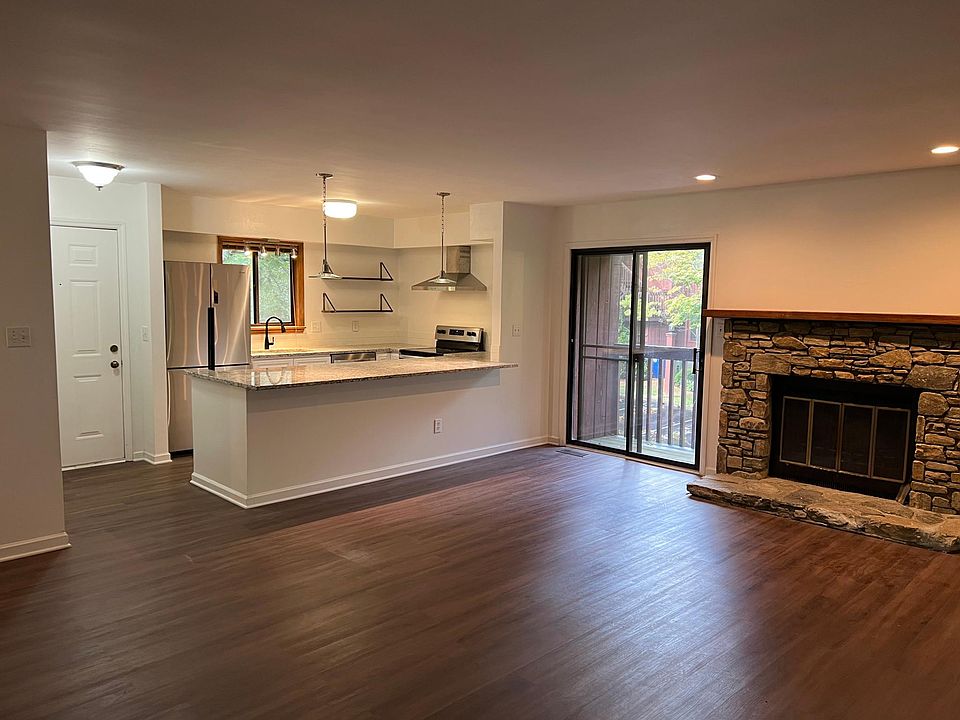 Spacious, newly renovated unit on second floor