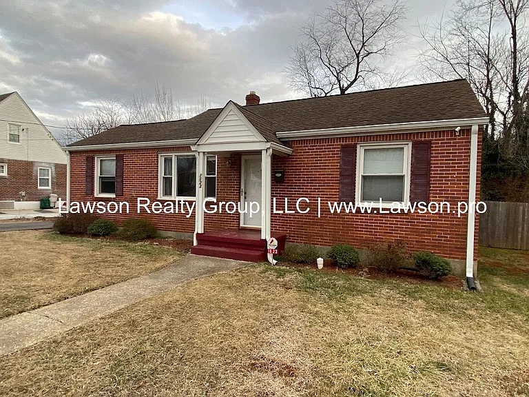 1623 Coveland Dr NW — Photo 1