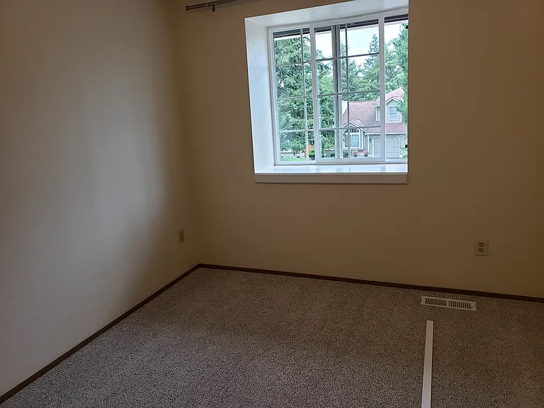 32335 18th Ave SW — Photo 17