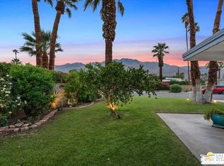 572 N Calle Marcus, Palm Springs, CA 92262