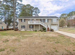 617 Dandy Loop Rd, Yorktown, VA