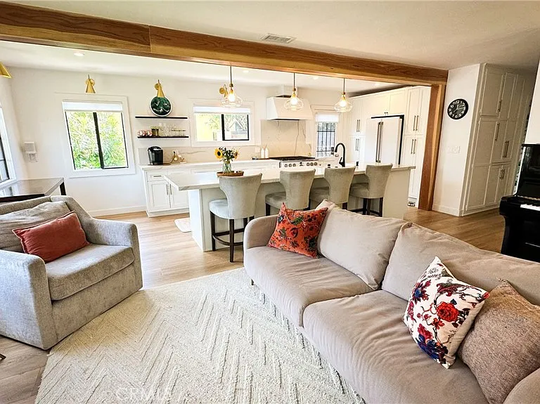 427 N Maria Ave — Photo 25