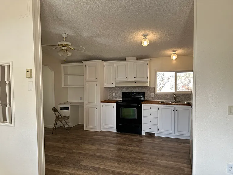 Kitchen and desk area.