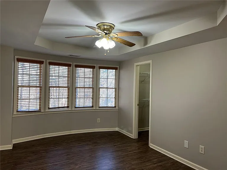 2476 Sewell Mill Rd — Photo 26