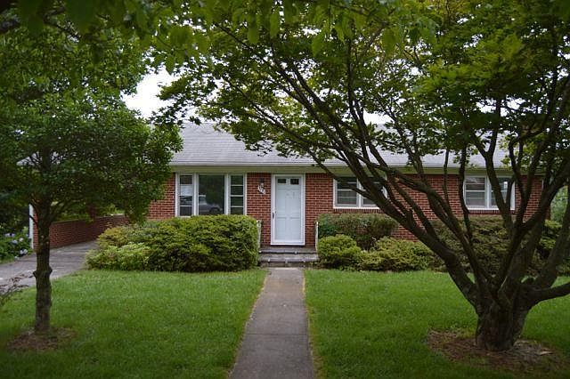 1st image of 3181 Richard Ave NE