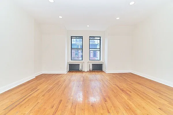 Rented by Living New York | media 8